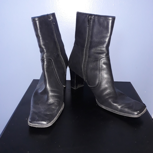 Leather Ankle Boots - Picture 7 of 7